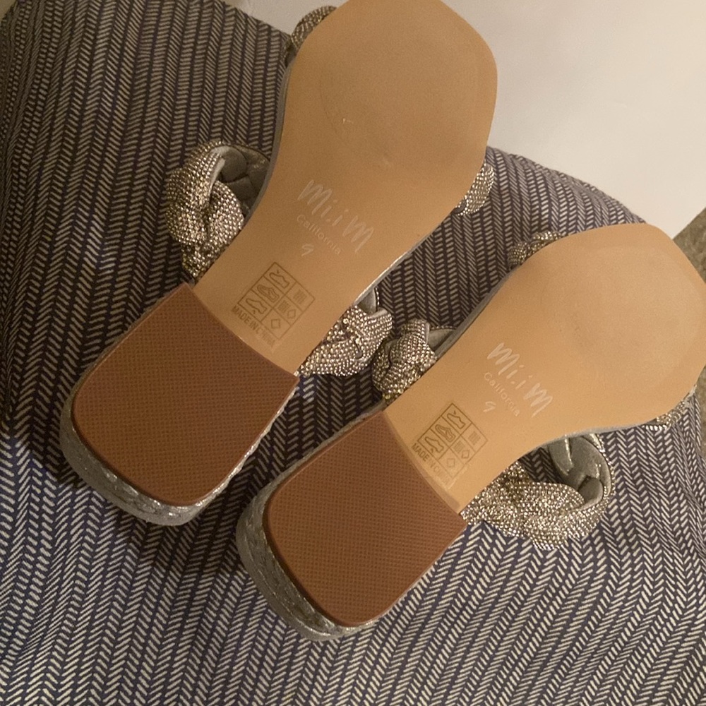 Silver sandals - Picture 5 of 5